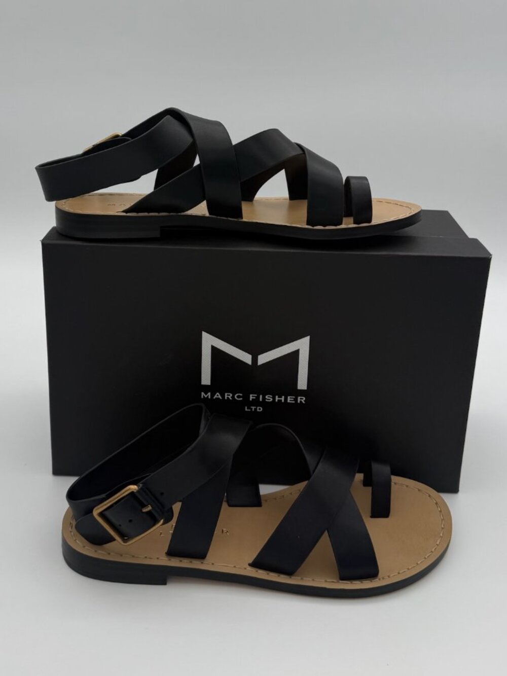 Marc Fisher Lollie Black Leather Flat Sandals Size 7